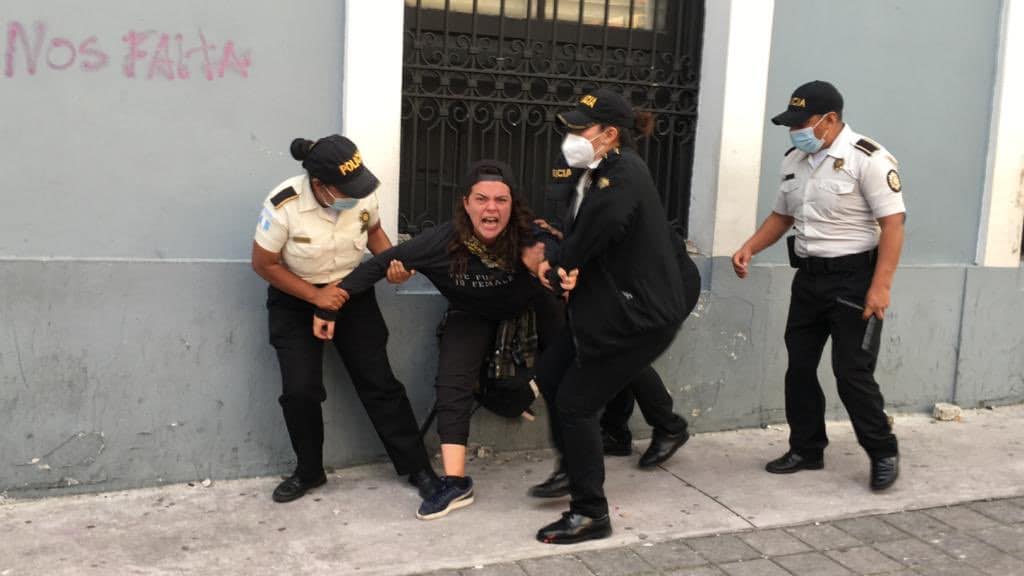 Documentalista aprehendida por la Policía Nacional Civil en Guatemala